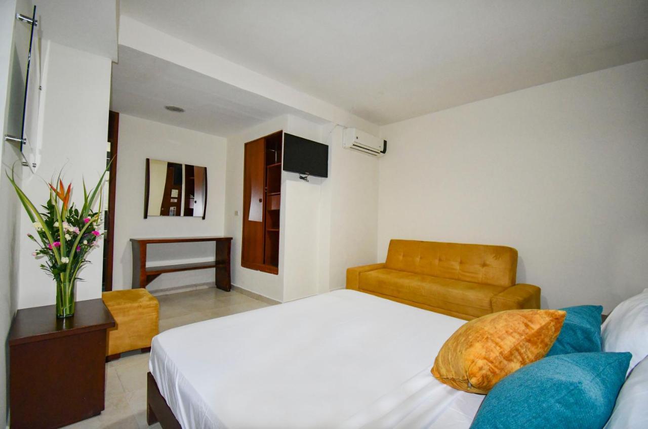 Hotel Monarca Armenia מראה חיצוני תמונה