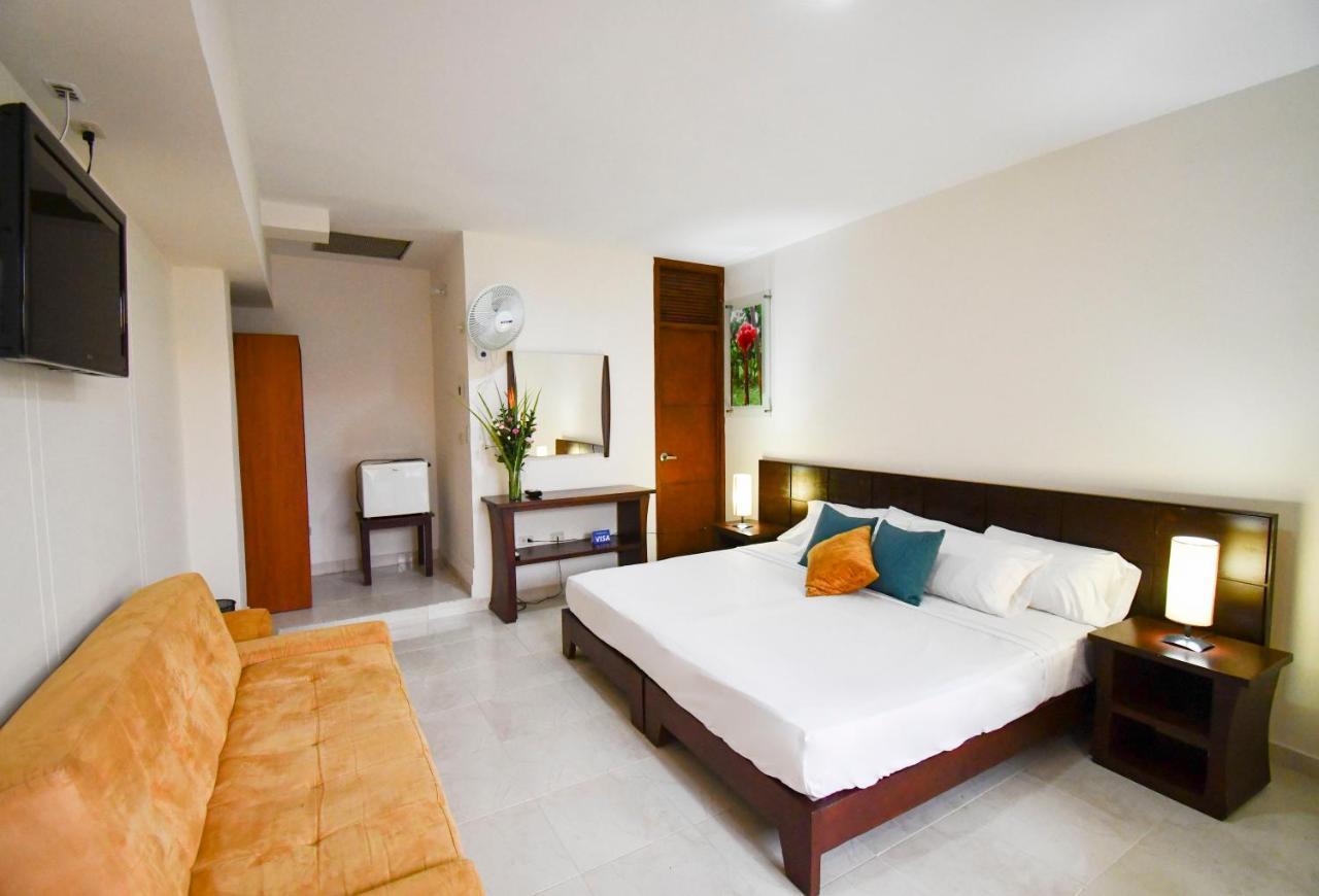 Hotel Monarca Armenia מראה חיצוני תמונה
