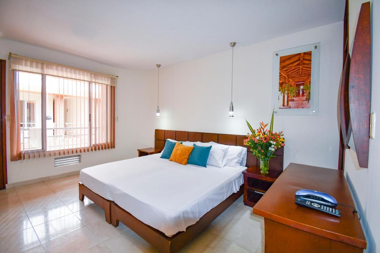 Hotel Monarca Armenia מראה חיצוני תמונה