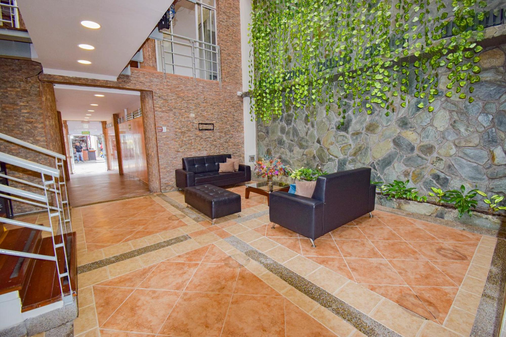 Hotel Monarca Armenia מראה חיצוני תמונה